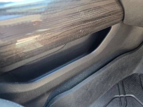 Used 2022 Chevrolet Silverado 1500 LT w/ Protection Package AWD/4WD image 46