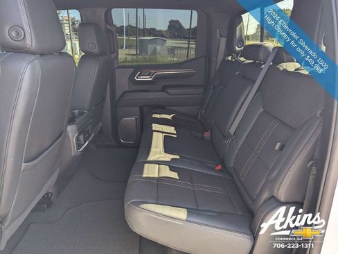 Used 2024 Chevrolet Silverado 1500 High Country w/ Technology Package RWD image 14