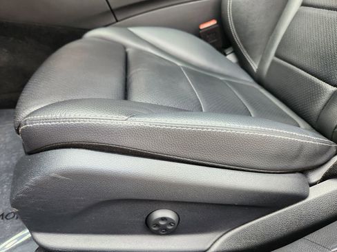 Used 2021 Mercedes-Benz C 300 4MATIC Sedan image 25