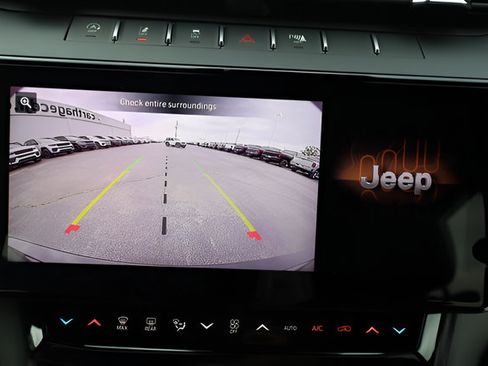New 2026 Jeep Grand Cherokee Altitude AWD/4WD image 21