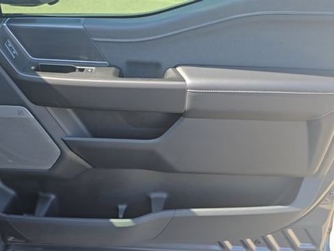 Used 2025 Ford F150 Lariat AWD/4WD image 18