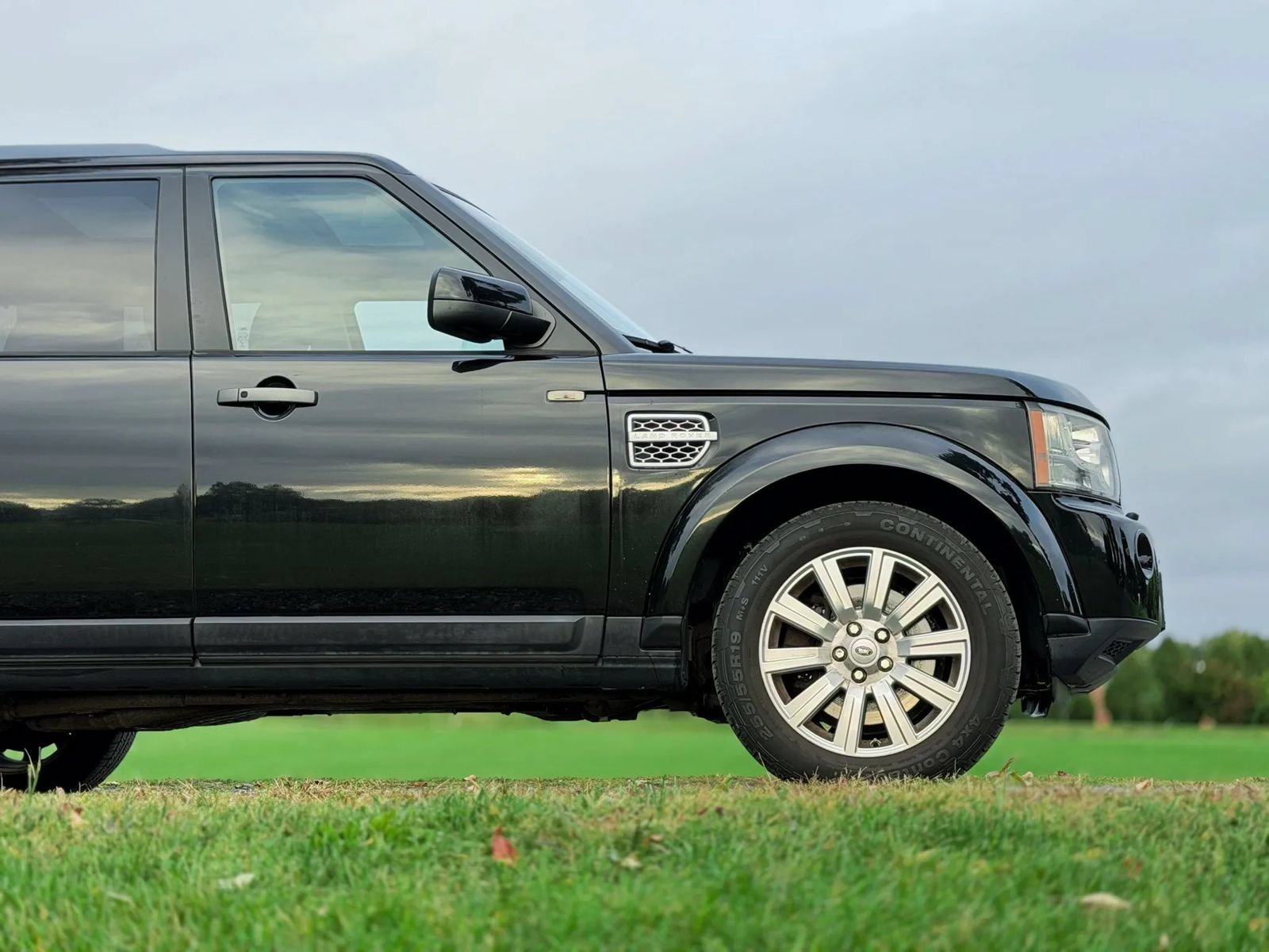 Used 2013 Land Rover LR4 HSE AWD/4WD image 19