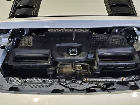 Used 2020 Audi R8 V10 performance image 14