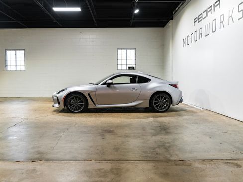 Used 2023 Subaru BRZ Limited image 6