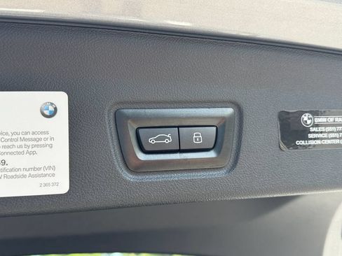 Used 2023 BMW i4 eDrive35 w/ Premium Package RWD image 22