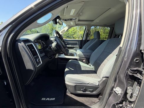 Used 2016 RAM 1500 Big Horn AWD/4WD image 10