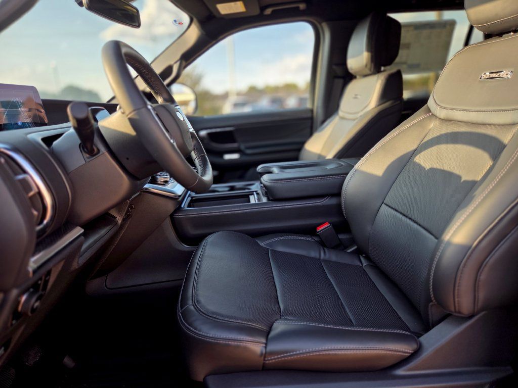 New 2026 Ford Expedition Max Platinum w/ Stealth Appearance Package AWD/4WD image 20