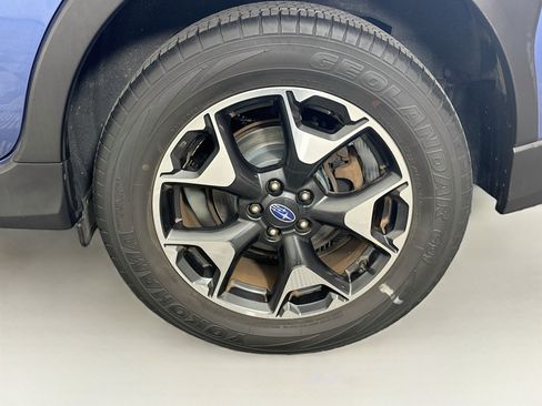 Used 2019 Subaru Crosstrek 2.0i Premium w/ Popular Package #3 AWD/4WD image 11