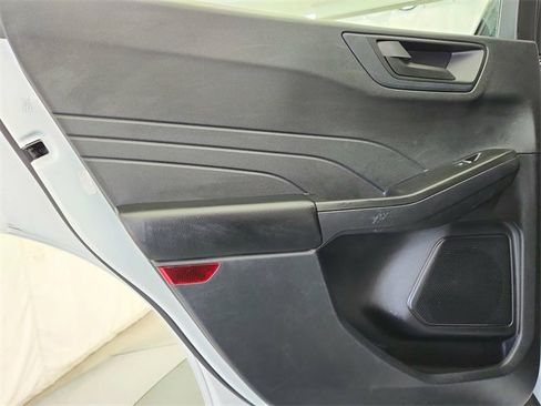 Used 2022 Ford Escape S image 24