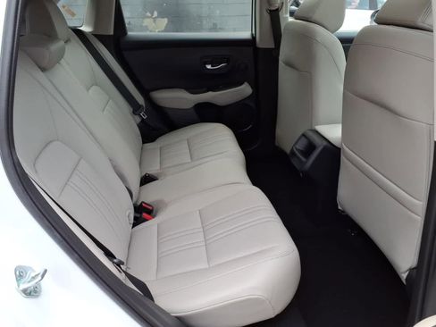 Used 2024 Honda HR-V EX-L image 10
