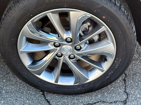 Certified 2023 Buick Encore GX Essence w/ Experience Buick Package image 5