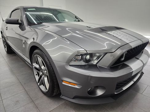 Used 2011 Ford Mustang Shelby GT500 RWD image 2