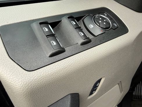Used 2017 Ford F150 XL w/ XL Power Equipment Group AWD/4WD image 11