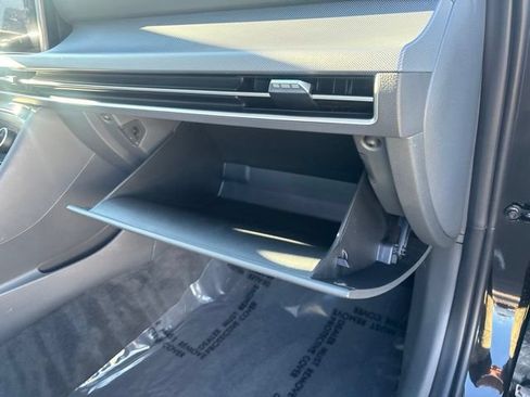 Used 2025 Hyundai Sonata SEL FWD image 41