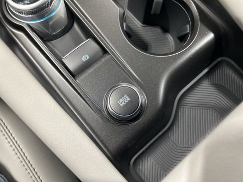 New 2026 Ford Explorer Active w/ Active Comfort Package image 25