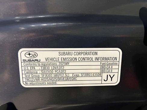 Used 2025 Subaru Legacy Premium AWD/4WD image 41