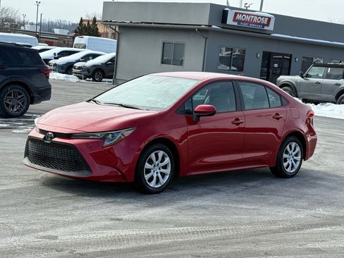 Used 2020 Toyota Corolla LE image 7
