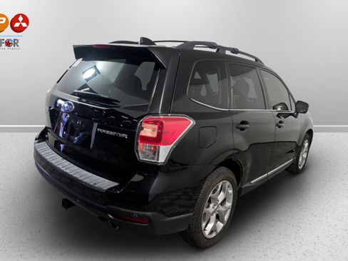 Used 2018 Subaru Forester 2.5i Touring w/ Popular Package #2 image 3