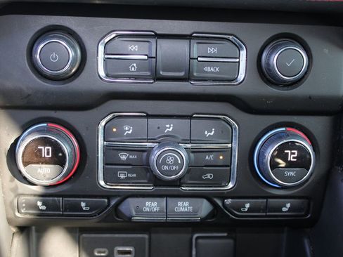 Used 2022 Chevrolet Tahoe RST w/ Luxury Package image 31