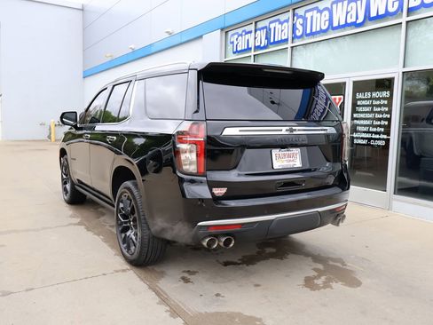 Used 2023 Chevrolet Tahoe Premier AWD/4WD image 8
