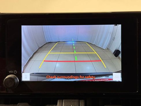 Certified 2024 Toyota RAV4 XLE FWD image 27