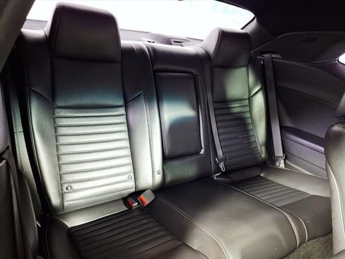 Used 2013 Dodge Challenger R/T Plus image 11