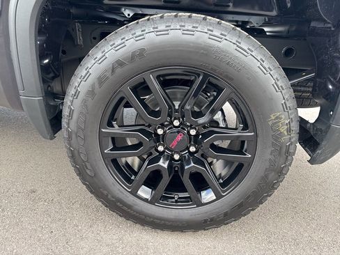 New 2026 GMC Sierra 1500 Elevation image 31