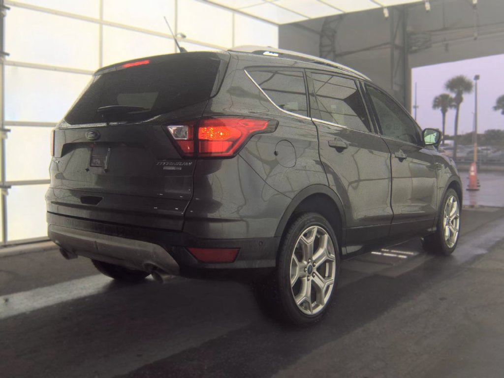 Used 2019 Ford Escape Titanium AWD/4WD image 2