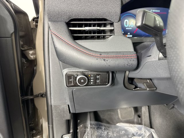 Used 2026 Ford Explorer ST w/ Sun And Sound Package AWD/4WD image 17