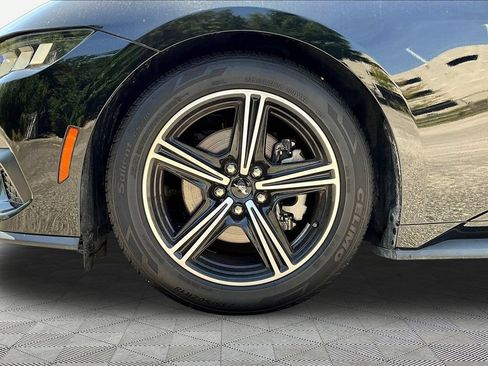 Used 2024 Ford Mustang Premium RWD image 31