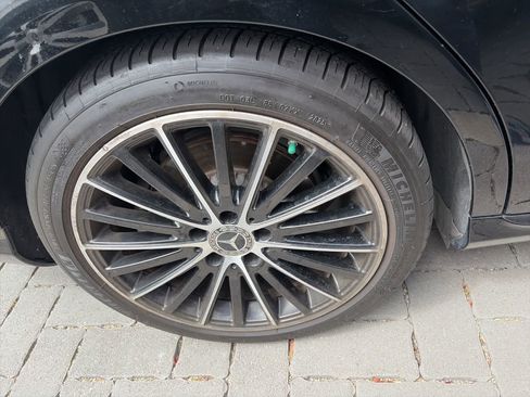 Used 2020 Mercedes-Benz C 300 Sedan image 8