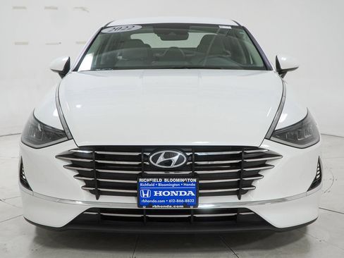 Used 2022 Hyundai Sonata SE FWD image 3