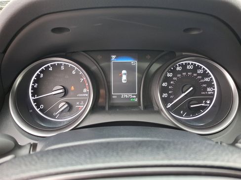 Used 2023 Toyota Camry SE w/ Cold Weather Package image 20