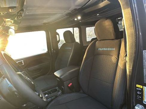Used 2025 Jeep Wrangler Unlimited Rubicon 4xe w/ Safety Group image 30
