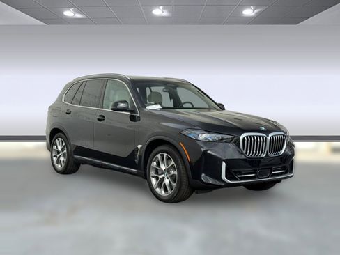 New 2026 BMW X5 xDrive50e image 6