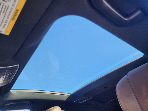 Used 2015 Mercedes-Benz S 550 Sedan image 25