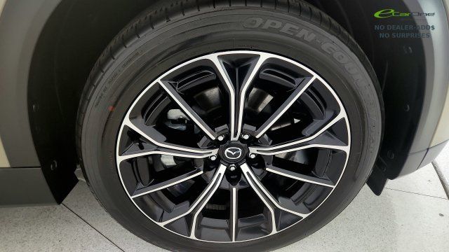 Used 2025 MAZDA CX-70 Plug-In Hybrid w/ Premium Plus AWD/4WD image 80