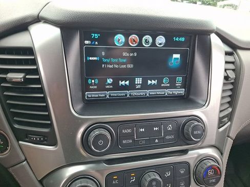 Used 2018 Chevrolet Tahoe LT w/ Luxury Package AWD/4WD image 17