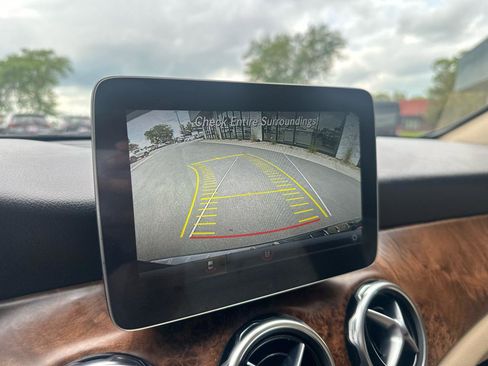 Used 2018 Mercedes-Benz GLA 250 4MATIC image 13