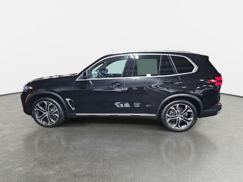 New 2026 BMW X5 xDrive40i w/ Climate Comfort Package image 8
