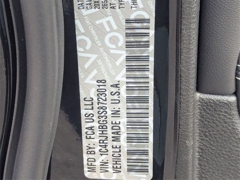 New 2025 Jeep Grand Cherokee Limited image 22