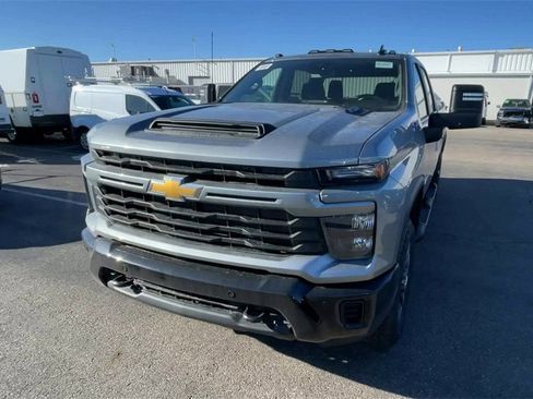 New 2026 Chevrolet Silverado 2500 Custom w/ Custom Value Package image 5
