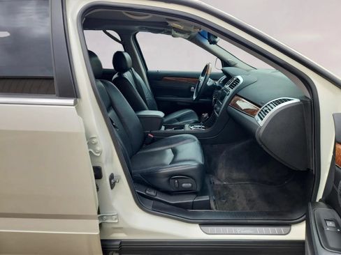 Used 2008 Cadillac SRX AWD w/ Theater Package image 21