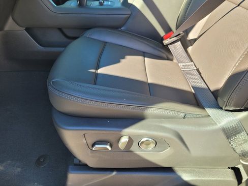 New 2026 GMC Sierra 1500 Denali w/ Denali Reserve Package AWD/4WD image 13