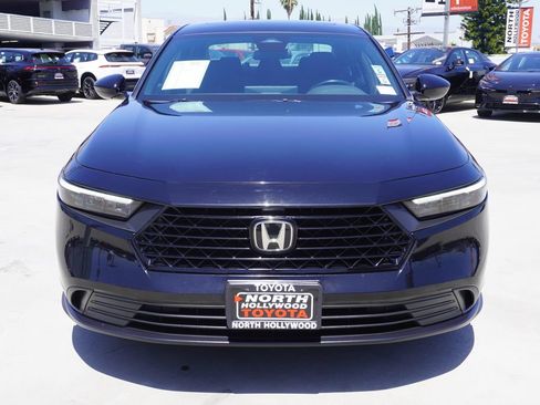 Used 2023 Honda Accord Sport image 3