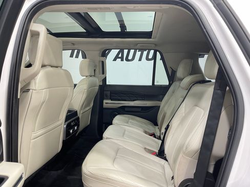 Used 2019 Ford Expedition Max Platinum image 30
