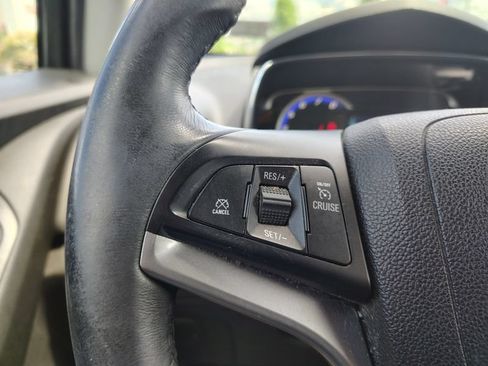Used 2016 Chevrolet Trax LT w/ LT Convenience Package AWD/4WD image 10