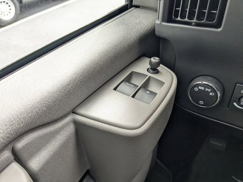 New 2025 Chevrolet Express 2500 w/ Driver Convenience Package image 21