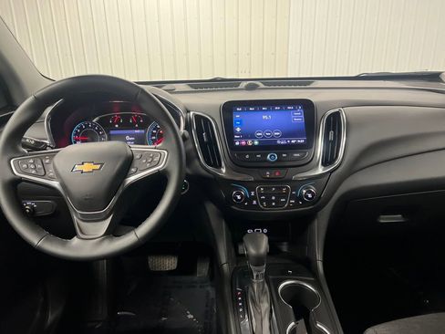 Certified 2023 Chevrolet Equinox LT AWD/4WD image 17