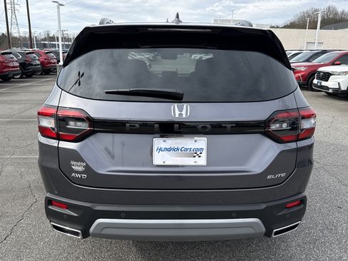 New 2025 Honda Pilot Elite image 8